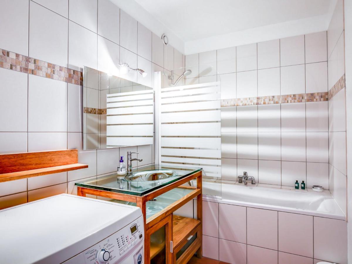 Apartamento Fleurs Des Alpes-1 By Interhome